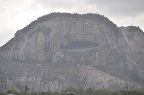 A Pedra da Boca, na fronteira do Rio Grande do Norte com Paraíba, próximo à Passa e Fica